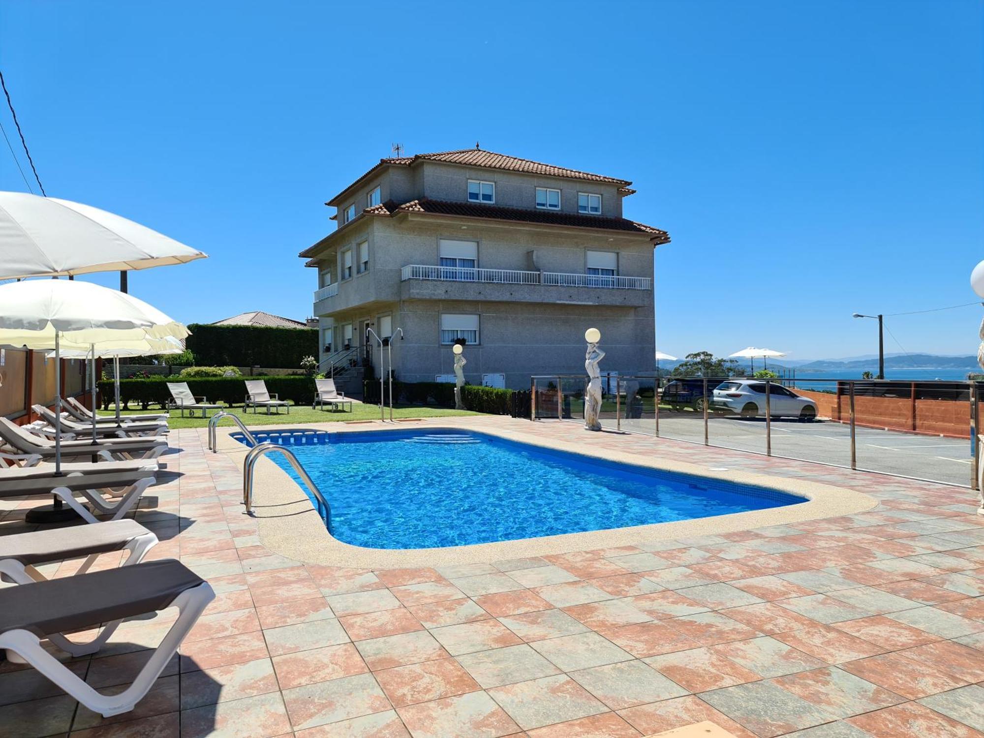 Pension Residencia Cecilia Aios Exterior photo