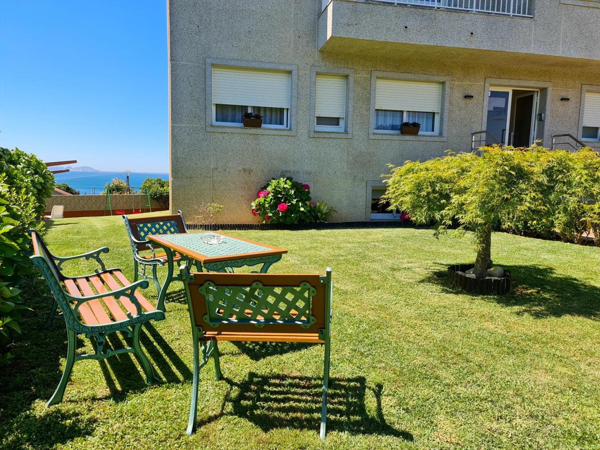 Pension Residencia Cecilia Aios Exterior photo