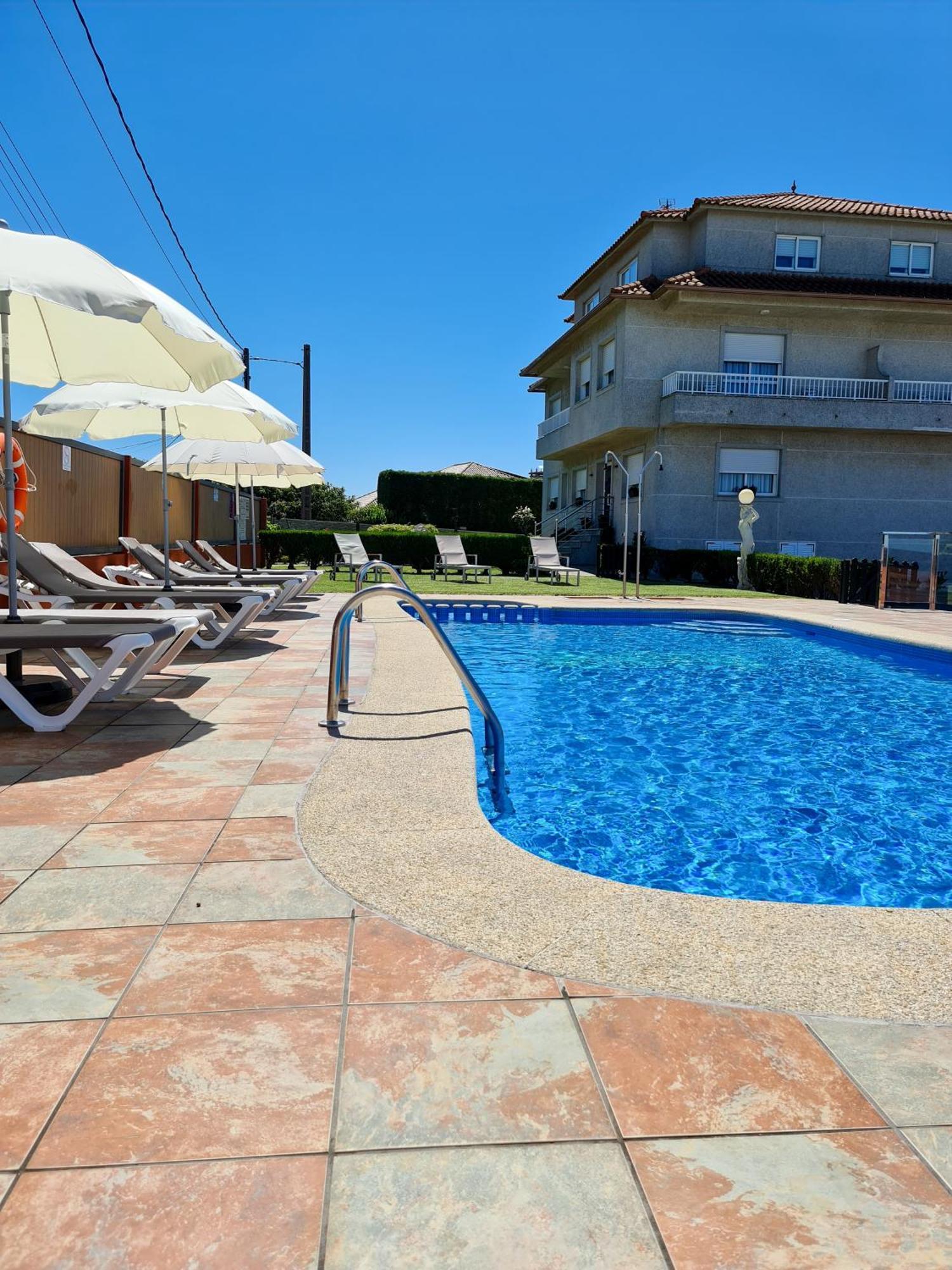 Pension Residencia Cecilia Aios Exterior photo
