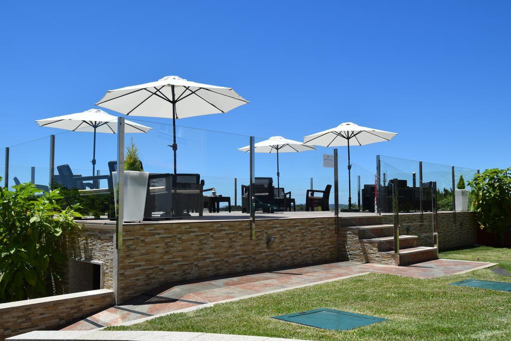 Pension Residencia Cecilia Aios Exterior photo