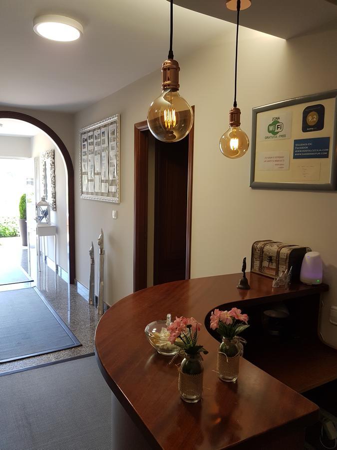 Pension Residencia Cecilia Aios Exterior photo